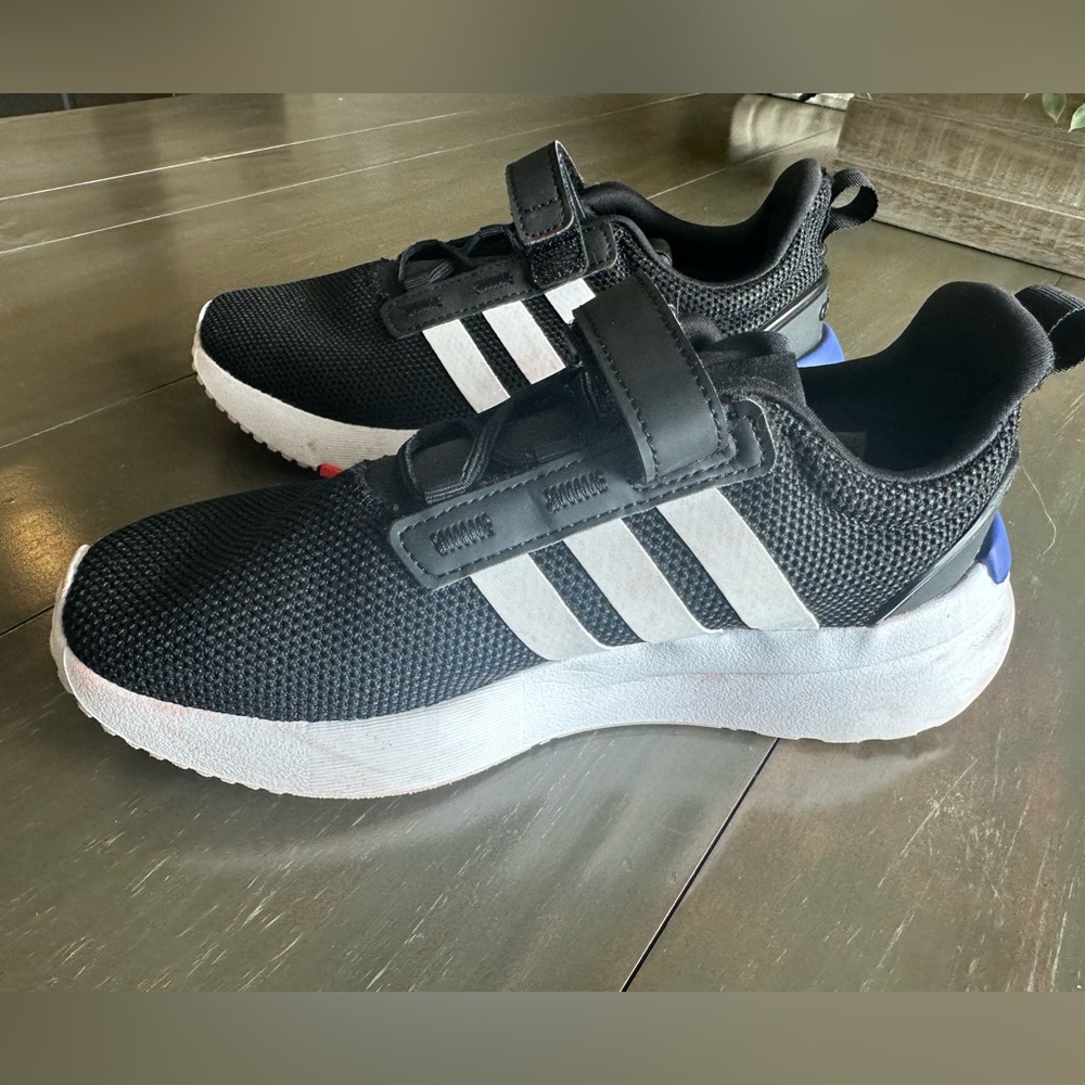 Adidas Cloudfoam - Picture 2 of 4